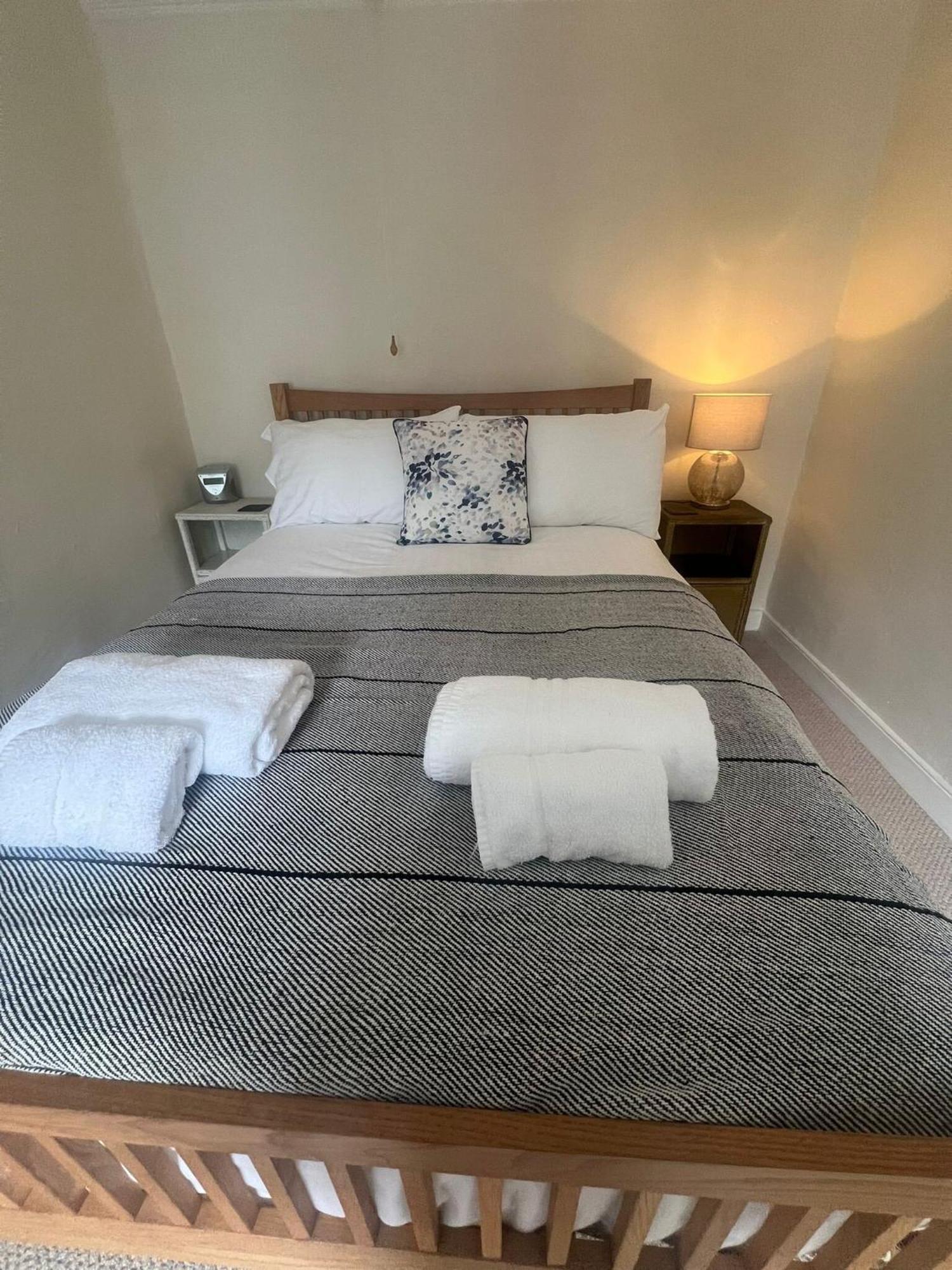 Nant Meigan, Georgian Townhouse In Centre Of Aberaeron, Dog Friendly Dış mekan fotoğraf